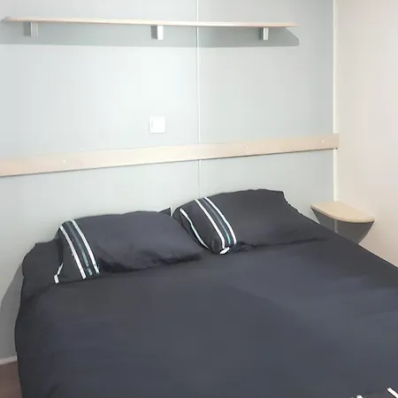 Ferienhaus With Shared Pool In + 30 M² + Pool.