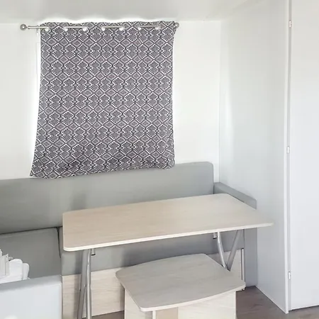 With Shared Pool In + 30 M² + Pool. Ferienhaus Pataias